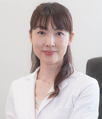 吉形 玲美（よしかた れみ）